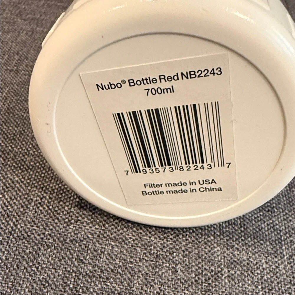 NUBO Filtered Water Bottle NEW.. made in USA 700 ml - Picture 9 of 10